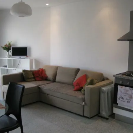 דירה Nice View 1-bd Flat